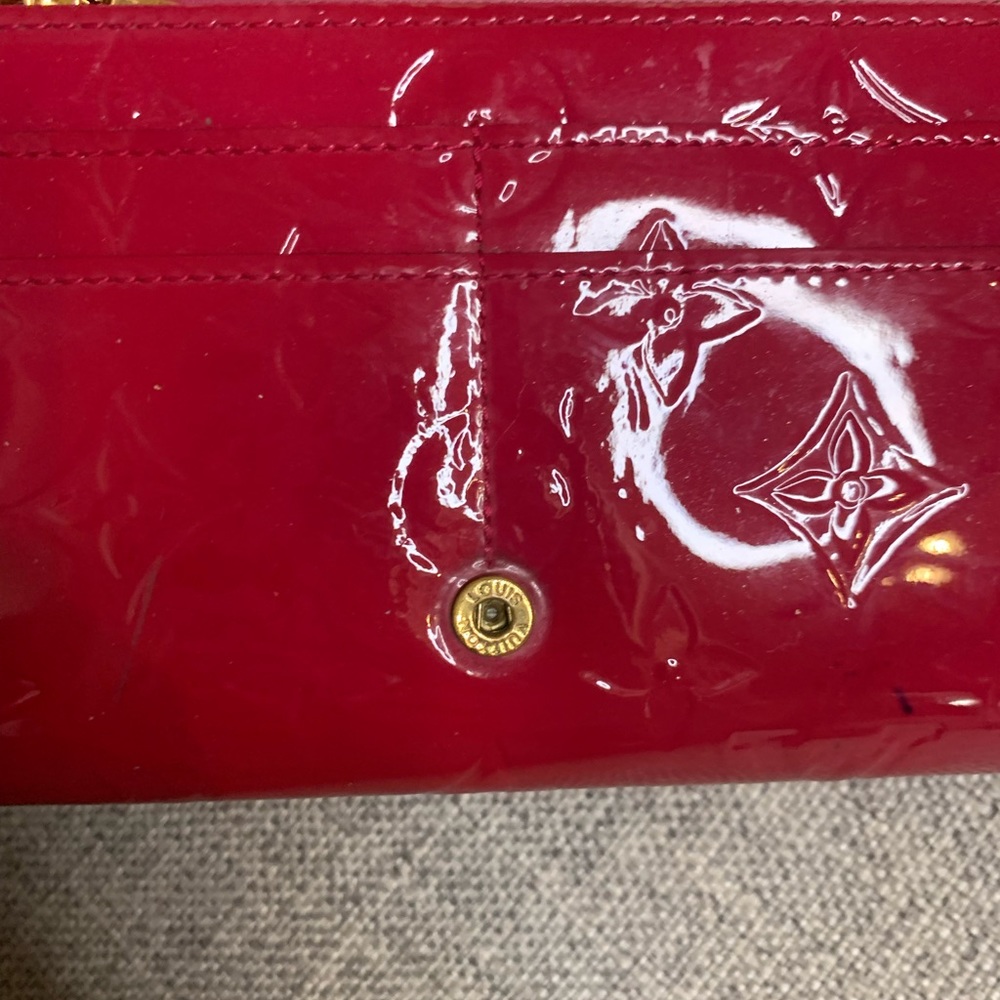 Louis Vuitton Monogram Vernis Portofeuille Sarah Wallet on Chain Pink - Picture 13 of 17